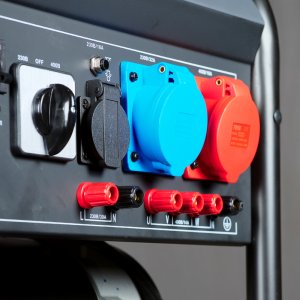 Бензиновый генератор FUBAG BS 7500 XD ES DUPLEX в Ижевске фото